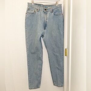 VTG Levi’s 512 Made in the 🇺🇸 The Slim Fit Tapered 💯 Cotton Light Wash SZ: 15
